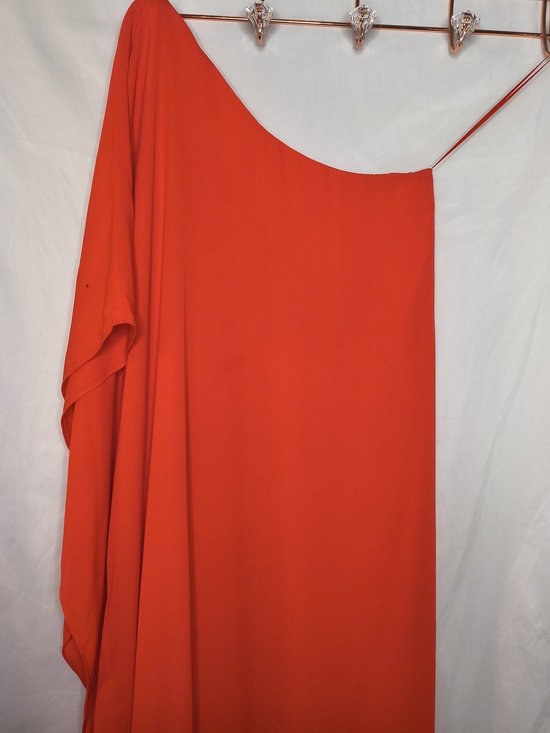 Dresses & Skirts - Women’s One-Shoulder Red Dress